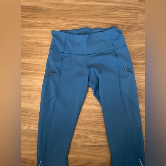 Lululemon Cadence Crusher Tight Dark Royal size 8 - Picture 9 of 13